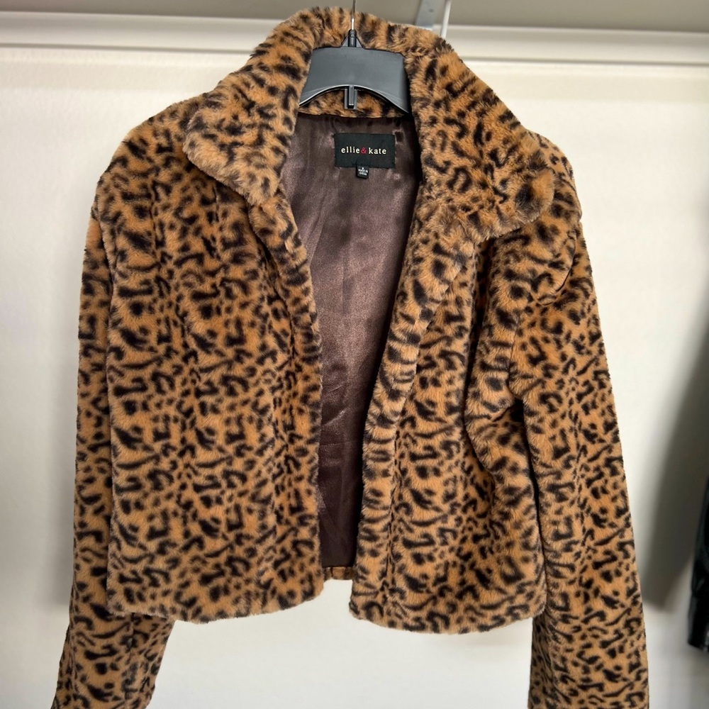 Ellie & Kate cheetah coat